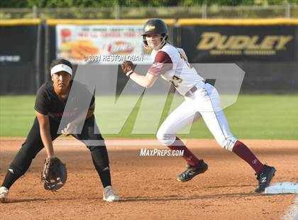 Thumbnail 2 in Esperanza vs. Roosevelt (CIF-SS D1 Final) photogallery.