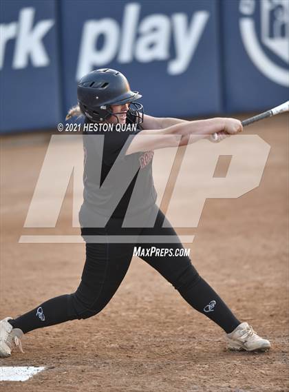 Thumbnail 3 in Esperanza vs. Roosevelt (CIF-SS D1 Final) photogallery.