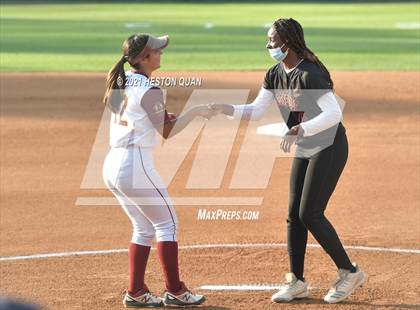 Thumbnail 1 in Esperanza vs. Roosevelt (CIF-SS D1 Final) photogallery.