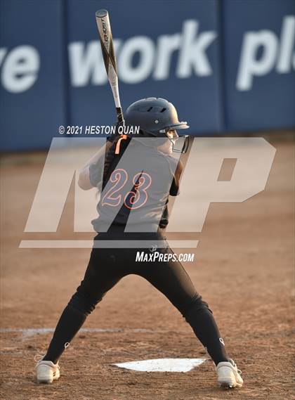 Thumbnail 1 in Esperanza vs. Roosevelt (CIF-SS D1 Final) photogallery.