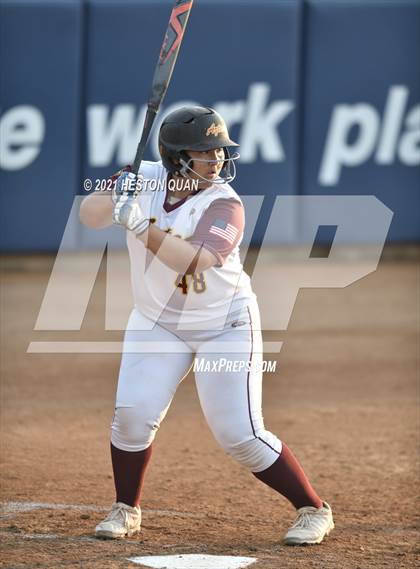 Thumbnail 2 in Esperanza vs. Roosevelt (CIF-SS D1 Final) photogallery.
