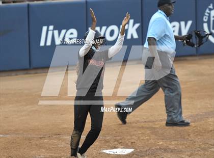 Thumbnail 2 in Esperanza vs. Roosevelt (CIF-SS D1 Final) photogallery.