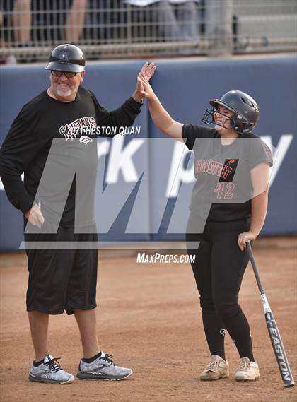 Thumbnail 1 in Esperanza vs. Roosevelt (CIF-SS D1 Final) photogallery.
