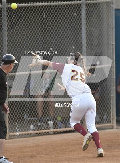Thumbnail 3 in Esperanza vs. Roosevelt (CIF-SS D1 Final) photogallery.