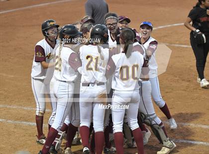 Thumbnail 1 in Esperanza vs. Roosevelt (CIF-SS D1 Final) photogallery.