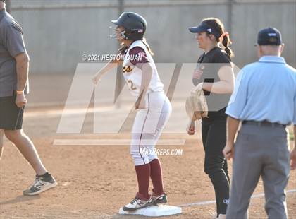 Thumbnail 2 in Esperanza vs. Roosevelt (CIF-SS D1 Final) photogallery.