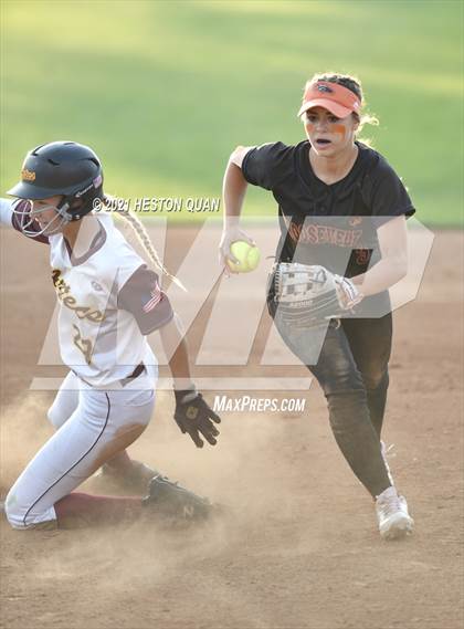 Thumbnail 2 in Esperanza vs. Roosevelt (CIF-SS D1 Final) photogallery.