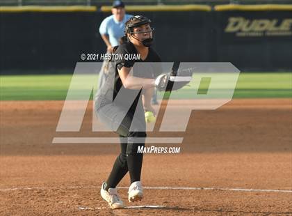 Thumbnail 2 in Esperanza vs. Roosevelt (CIF-SS D1 Final) photogallery.