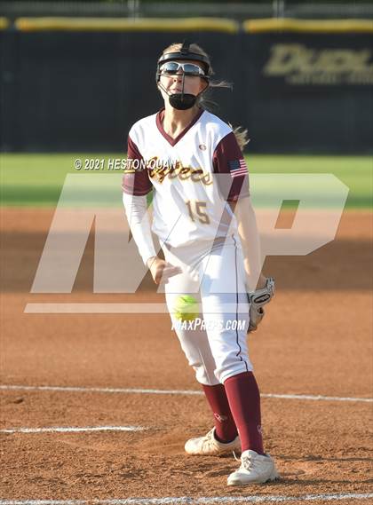 Thumbnail 2 in Esperanza vs. Roosevelt (CIF-SS D1 Final) photogallery.