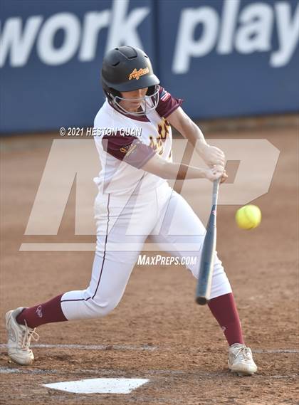 Thumbnail 2 in Esperanza vs. Roosevelt (CIF-SS D1 Final) photogallery.