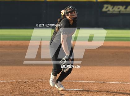 Thumbnail 3 in Esperanza vs. Roosevelt (CIF-SS D1 Final) photogallery.