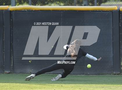 Thumbnail 3 in Esperanza vs. Roosevelt (CIF-SS D1 Final) photogallery.