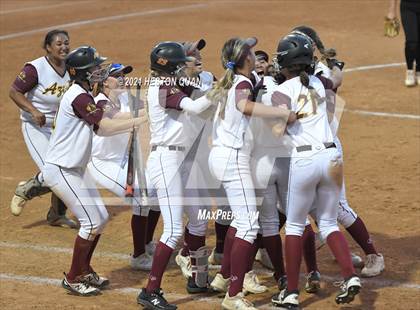 Thumbnail 3 in Esperanza vs. Roosevelt (CIF-SS D1 Final) photogallery.