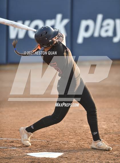 Thumbnail 3 in Esperanza vs. Roosevelt (CIF-SS D1 Final) photogallery.