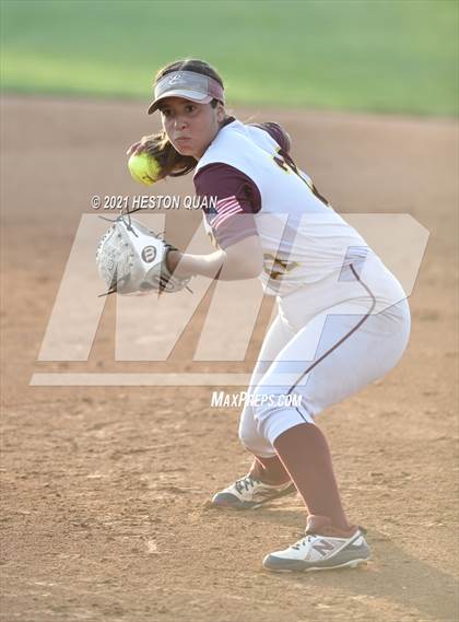 Thumbnail 3 in Esperanza vs. Roosevelt (CIF-SS D1 Final) photogallery.