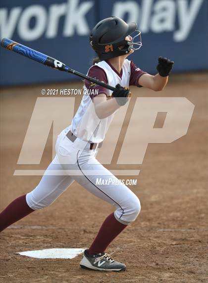 Thumbnail 2 in Esperanza vs. Roosevelt (CIF-SS D1 Final) photogallery.