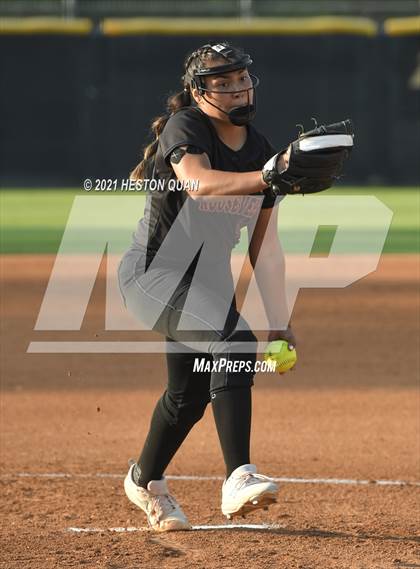 Thumbnail 3 in Esperanza vs. Roosevelt (CIF-SS D1 Final) photogallery.