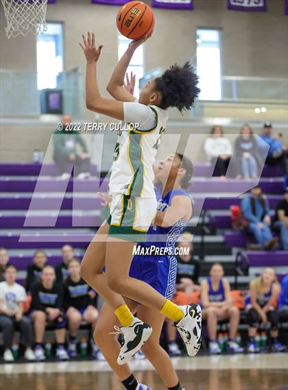 Thumbnail 1 in Fremont vs. DeSoto (Utah Holiday Hoopfest) photogallery.