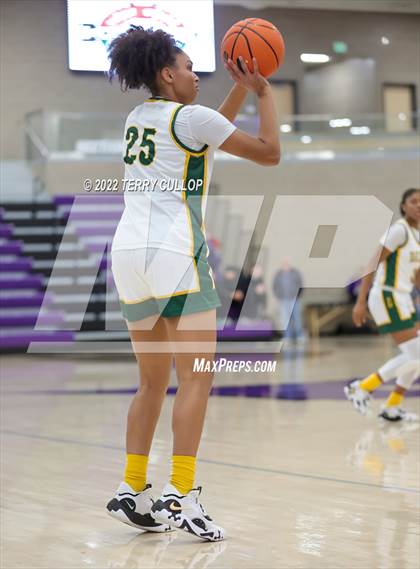 Thumbnail 1 in Fremont vs. DeSoto (Utah Holiday Hoopfest) photogallery.