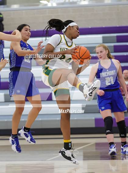 Thumbnail 2 in Fremont vs. DeSoto (Utah Holiday Hoopfest) photogallery.