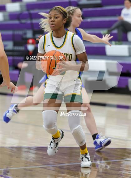 Thumbnail 2 in Fremont vs. DeSoto (Utah Holiday Hoopfest) photogallery.