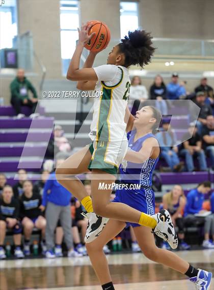 Thumbnail 2 in Fremont vs. DeSoto (Utah Holiday Hoopfest) photogallery.