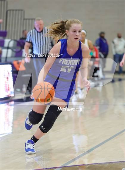 Thumbnail 2 in Fremont vs. DeSoto (Utah Holiday Hoopfest) photogallery.