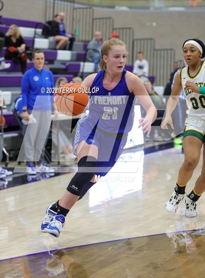 Thumbnail 3 in Fremont vs. DeSoto (Utah Holiday Hoopfest) photogallery.