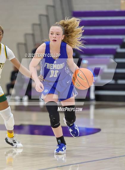 Thumbnail 1 in Fremont vs. DeSoto (Utah Holiday Hoopfest) photogallery.
