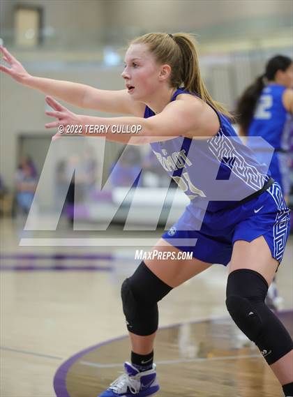 Thumbnail 2 in Fremont vs. DeSoto (Utah Holiday Hoopfest) photogallery.