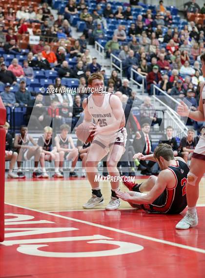 Thumbnail 3 in Hall-Dale vs. Monmouth Academy (MPA Class C Semifinal) photogallery.