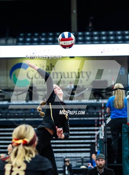 Thumbnail 1 in Cedar vs. Mountain View (UHSAA 4A 5th Place) photogallery.