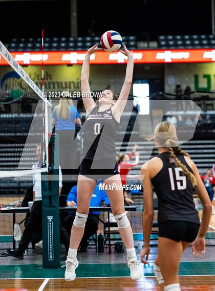 Thumbnail 1 in Cedar vs. Mountain View (UHSAA 4A 5th Place) photogallery.