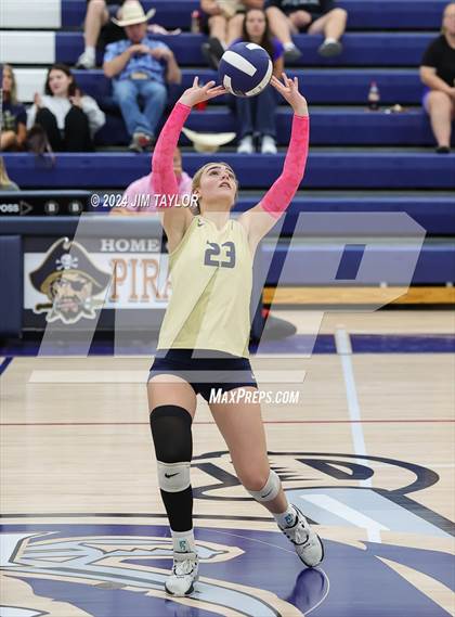 Thumbnail 2 in Strawn @ Perrin-Whitt photogallery.