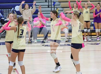 Thumbnail 1 in Strawn @ Perrin-Whitt photogallery.