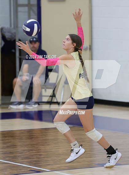 Thumbnail 2 in Strawn @ Perrin-Whitt photogallery.