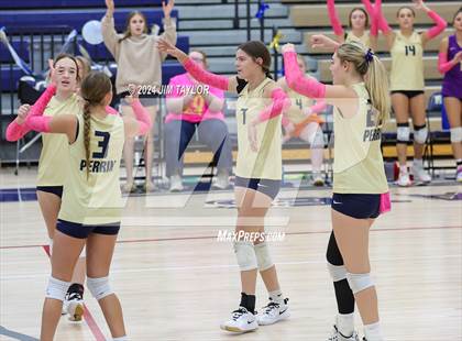 Thumbnail 2 in Strawn @ Perrin-Whitt photogallery.