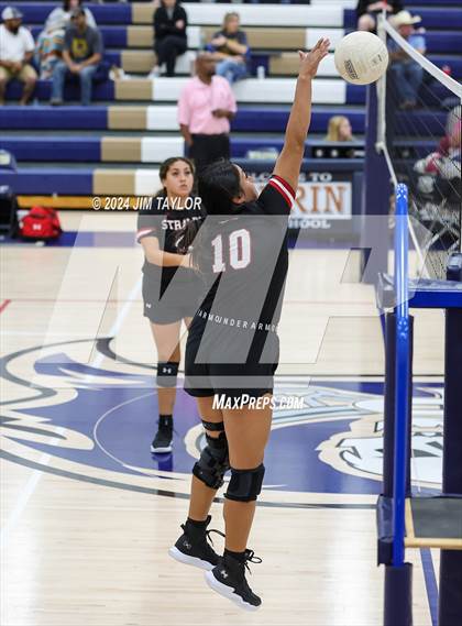 Thumbnail 3 in Strawn @ Perrin-Whitt photogallery.