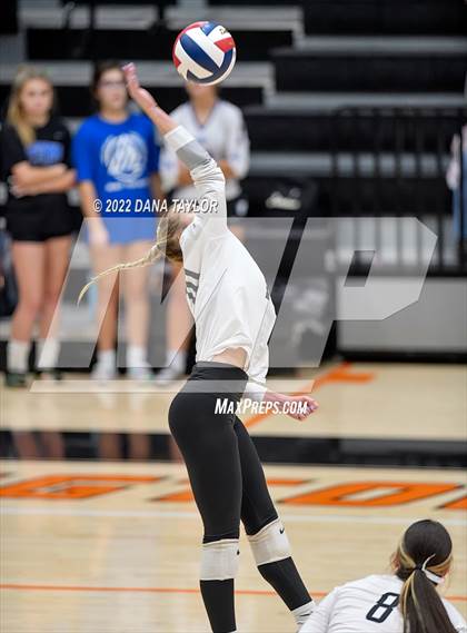 Thumbnail 3 in Decatur @ Springtown photogallery.