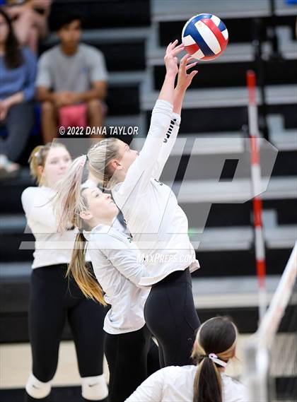 Thumbnail 3 in Decatur @ Springtown photogallery.