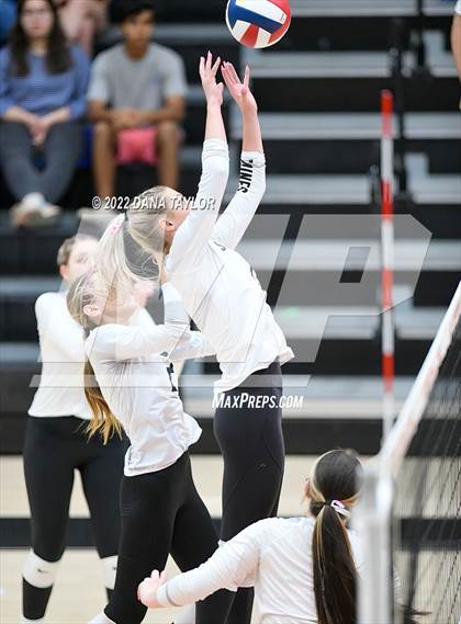 Thumbnail 1 in Decatur @ Springtown photogallery.