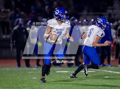 Thumbnail 2 in Bothell @ Graham-Kapowsin (WIAA 4A Quarter Final) photogallery.