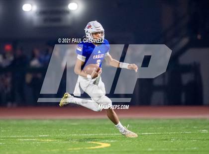 Thumbnail 2 in Bothell @ Graham-Kapowsin (WIAA 4A Quarter Final) photogallery.
