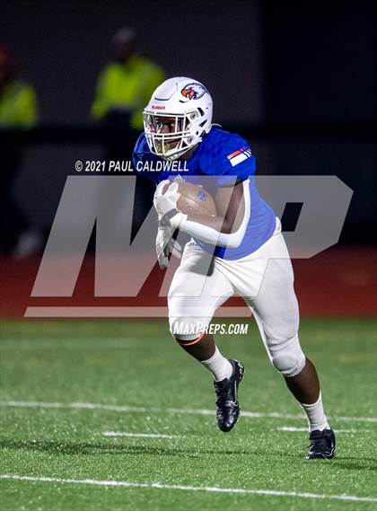 Thumbnail 3 in Bothell @ Graham-Kapowsin (WIAA 4A Quarter Final) photogallery.