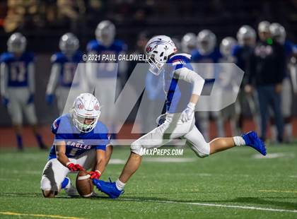 Thumbnail 2 in Bothell @ Graham-Kapowsin (WIAA 4A Quarter Final) photogallery.