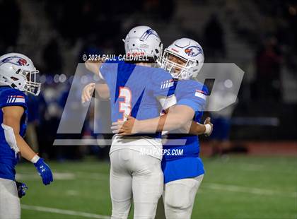 Thumbnail 3 in Bothell @ Graham-Kapowsin (WIAA 4A Quarter Final) photogallery.
