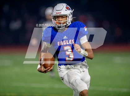 Thumbnail 3 in Bothell @ Graham-Kapowsin (WIAA 4A Quarter Final) photogallery.