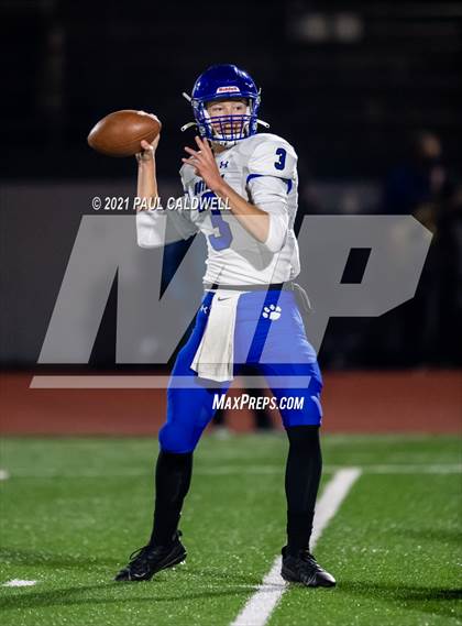 Thumbnail 2 in Bothell @ Graham-Kapowsin (WIAA 4A Quarter Final) photogallery.