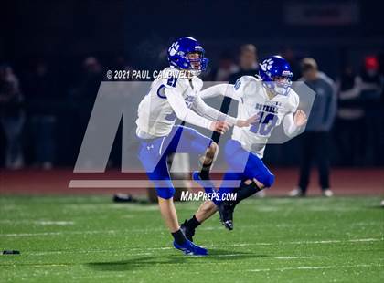 Thumbnail 3 in Bothell @ Graham-Kapowsin (WIAA 4A Quarter Final) photogallery.
