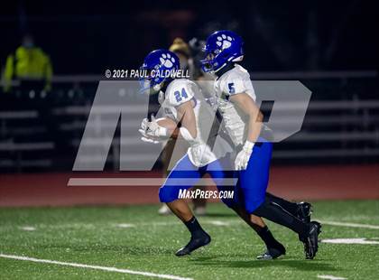 Thumbnail 3 in Bothell @ Graham-Kapowsin (WIAA 4A Quarter Final) photogallery.